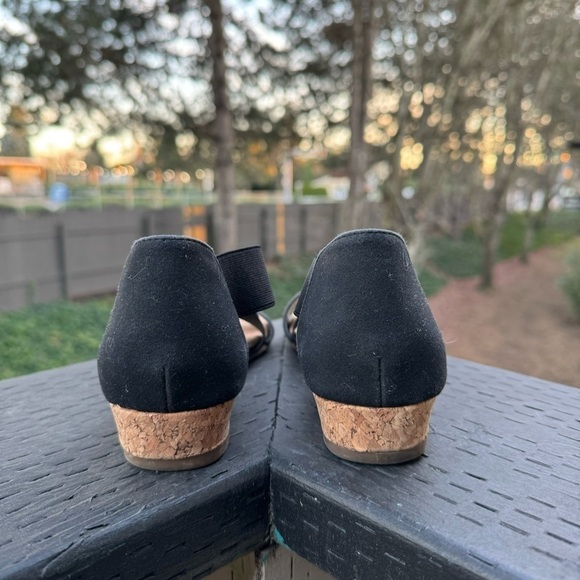 Naturalizer Women’s Reflex Black Elastic Fabric Strap Sandals Size 6.5 - Picture 6 of 8